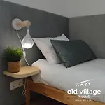 Hostel Old Village *