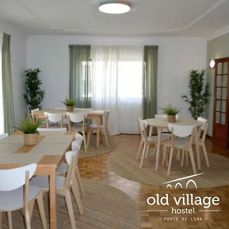 Old Village بيت شباب بونتي دي ليما