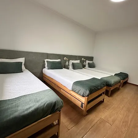 Old Village * بونتي دي ليما