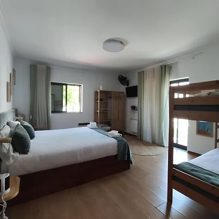 Hostel Old Village *