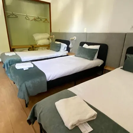 Old Village * بونتي دي ليما