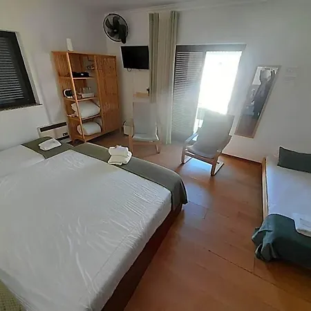 Old Village Hostel *