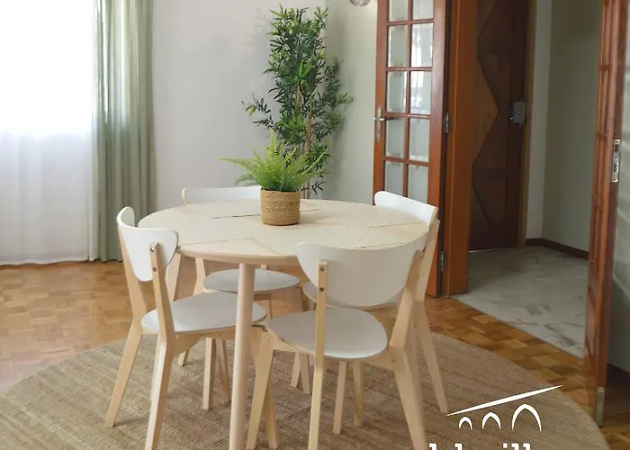 Hostel Old Village *