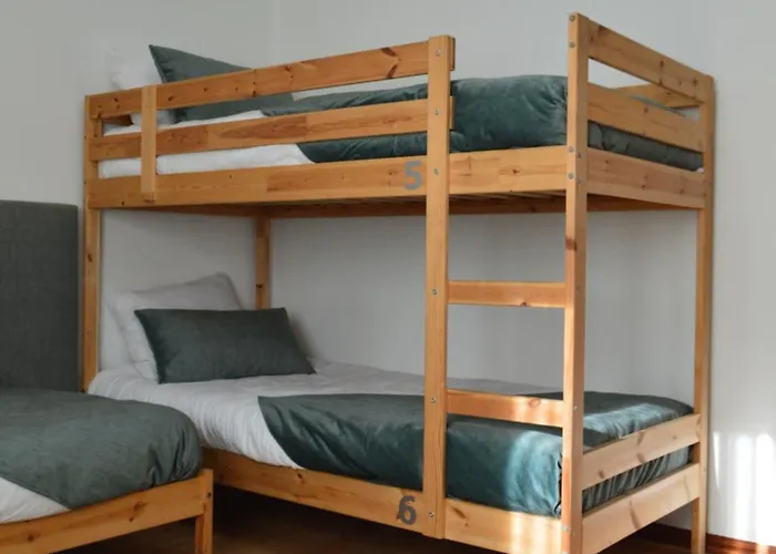 Hostel Old Village *